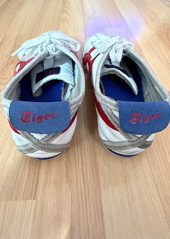 Kırmızı Detaylı Beyaz Spor Ayakkabı Tiger - Görsel 3