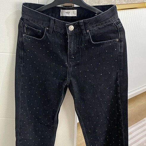 Mango jean