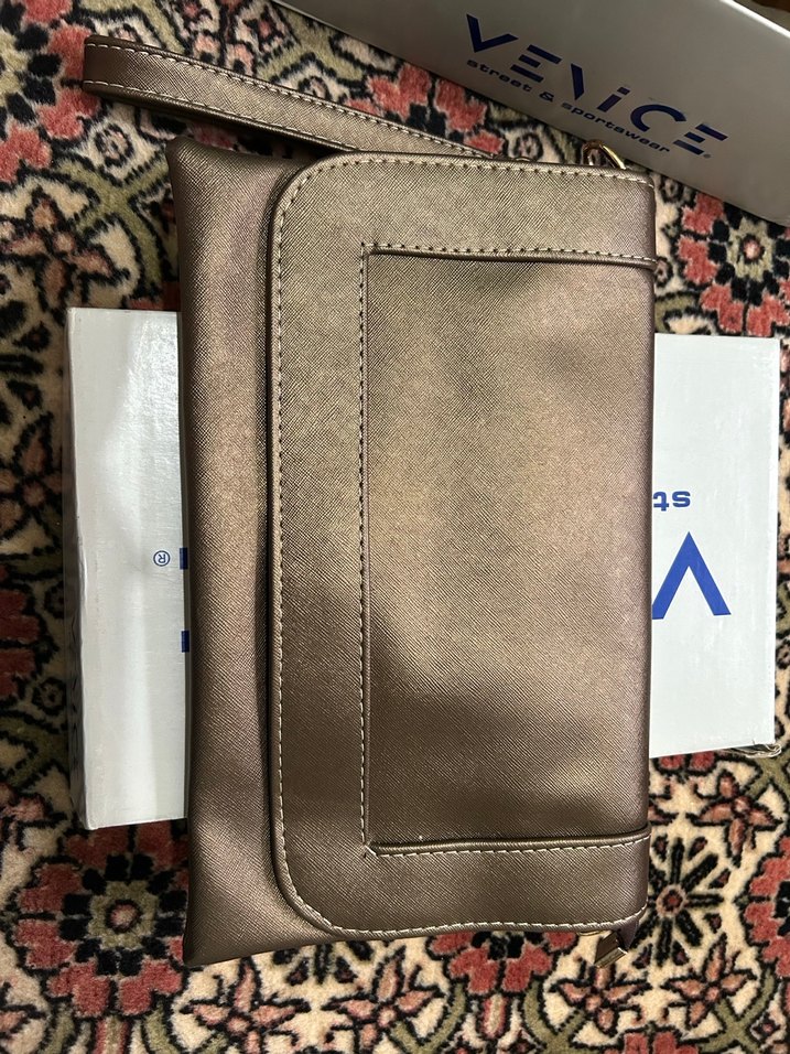 Parlak Topuklu Ayyakabı - Görsel 4