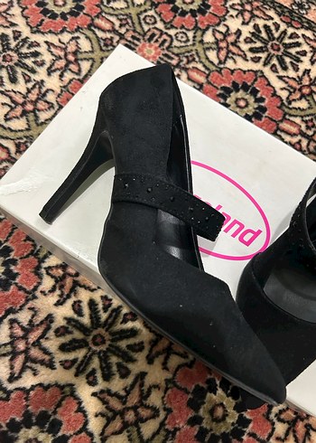 Bantlı Siyah Stiletto Topuklu Ayakkabı - Görsel 2