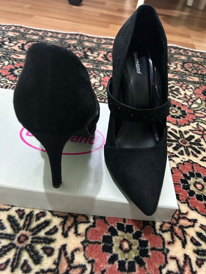 Bantlı Siyah Stiletto Topuklu Ayakkabı - Görsel 3