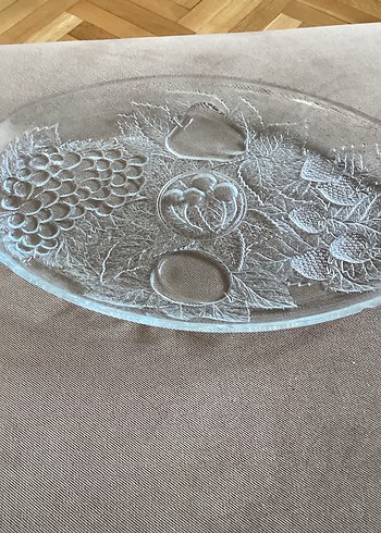 Nakış Desenli Vintage Beyaz Tabak