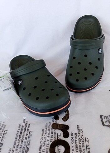 Crocs terlik