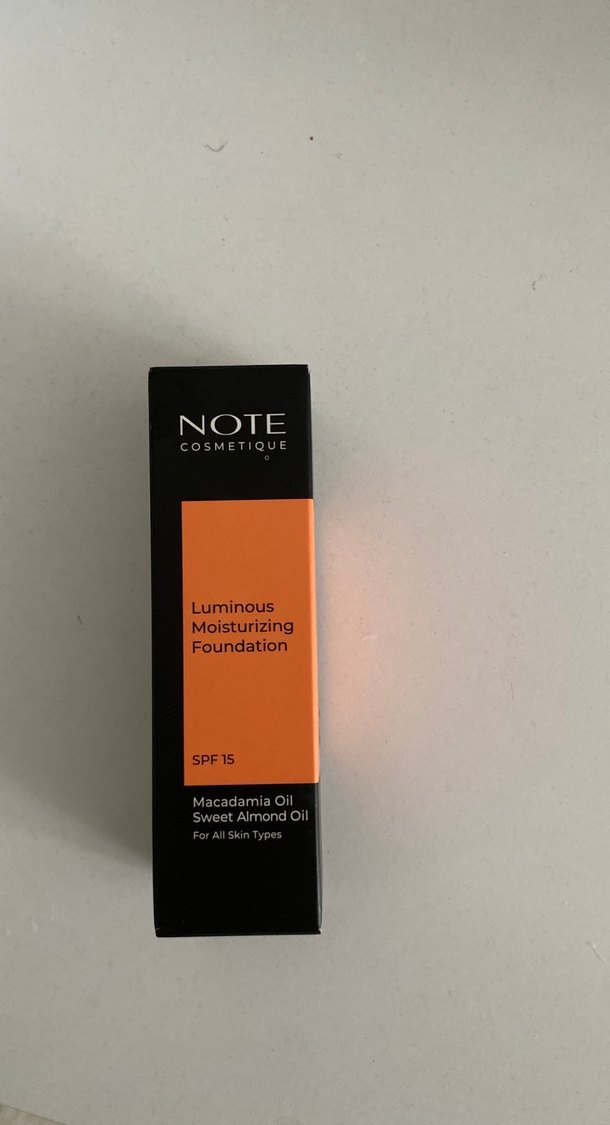 Note Luminous Nemlendirici Fondöten SPF15 - Görsel 2