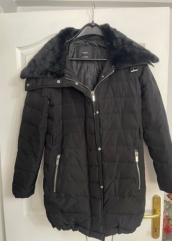 Mango Basic Kürk Detaylı Siyah/Antrasit Kışlık Kadın Mont