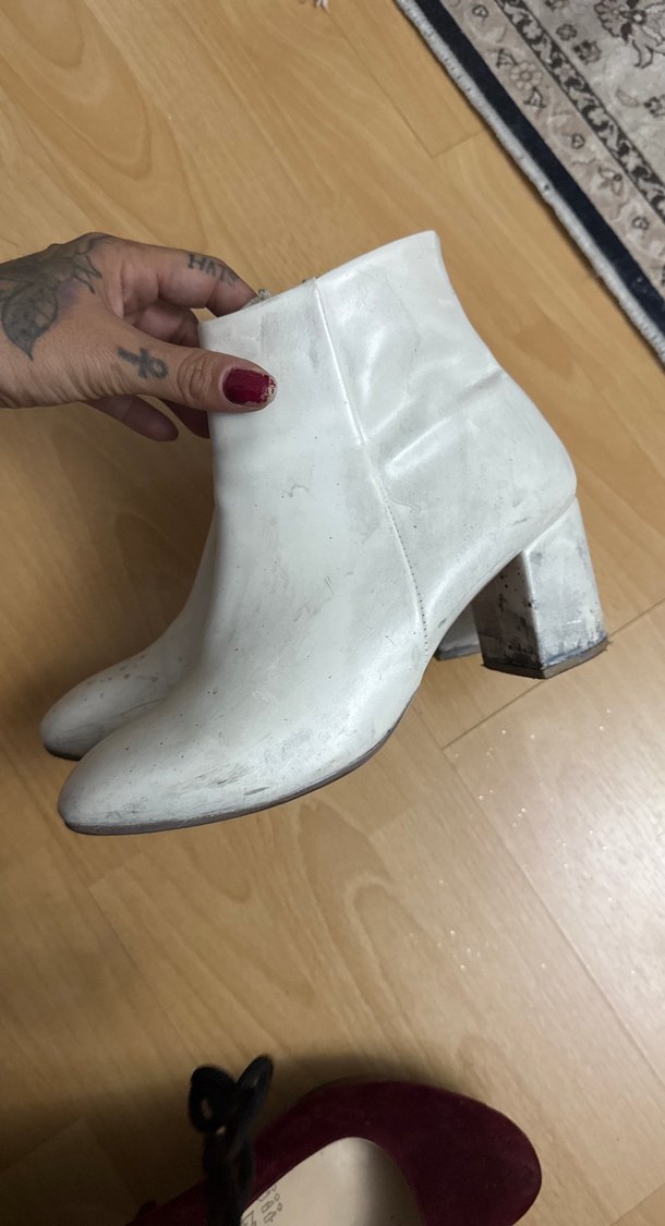 Beyaz Deri Kadın Topuklu Bot 39 - Görsel 3