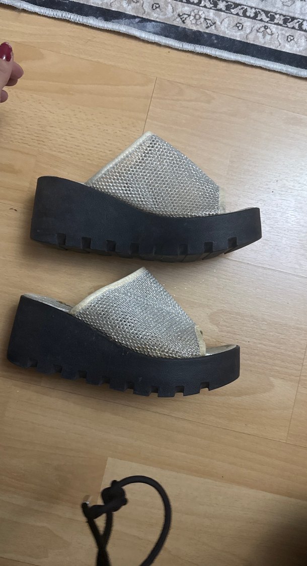 Gümüş Dolgu Topuklu Kadın Terlik 30 - Görsel 3