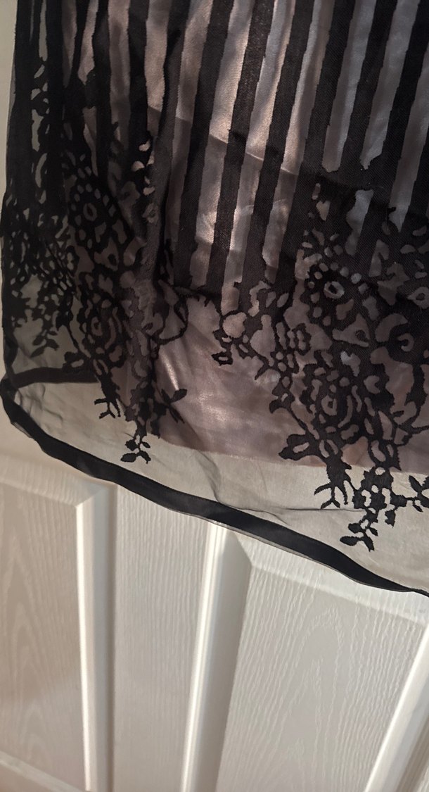 Siyah Çizgili Elbise - Görsel 2