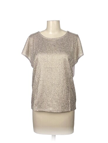 Diğer T-shirt %70 İndirimli.