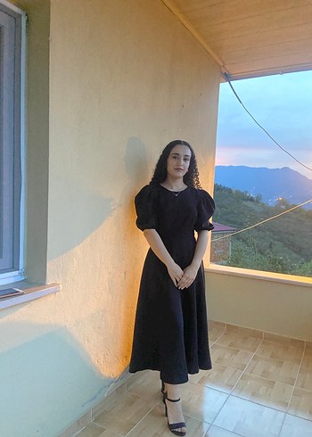 Siyah Uzun Kadın Elbise Yüksek Yakalı - Görsel 2