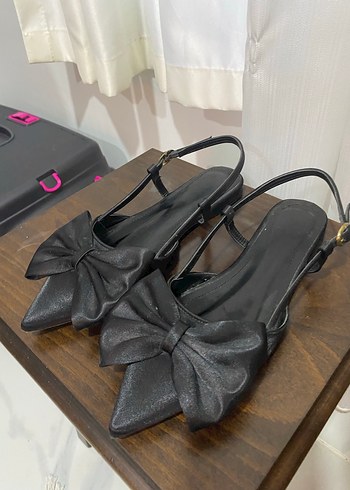 Fiyonklu Siyah Stiletto Kadın bobet - Görsel 2