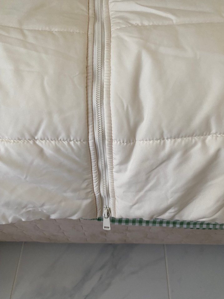 Beyaz Kürklü Kapüşonlu Kadın Yelek - Görsel 4