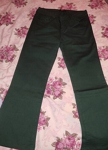 Yeşil pantolon 