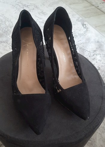 Dantel Detaylı Siyah Stiletto Topuklu Ayakkabı