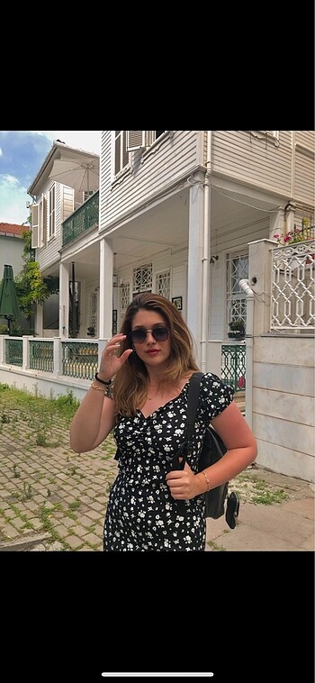 Siyah elbise