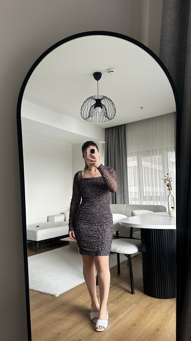 Leopar Desenli Uzun Kollu Mini Elbise - Görsel 4