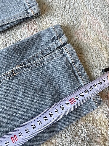32 Beden Zara etiketli jean