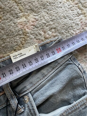 32 Beden gri Renk Zara etiketli jean