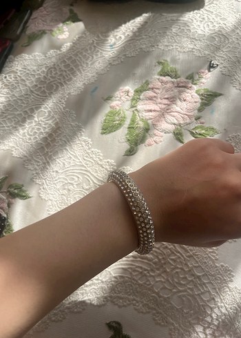 Beyaz Boncuklu Yılan Desenli Kadın Bileklik - Görsel 2