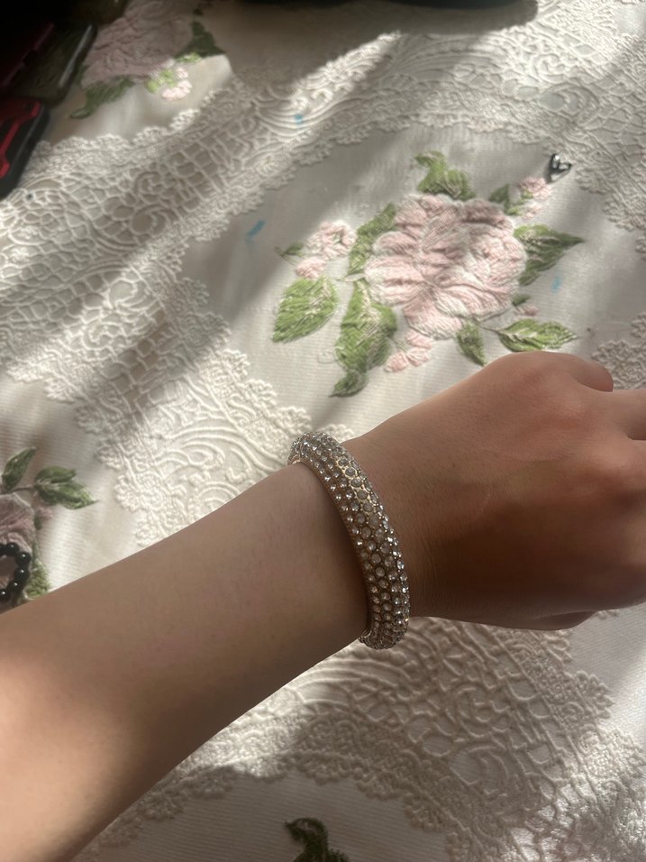 Beyaz Boncuklu Yılan Desenli Kadın Bileklik - Görsel 2