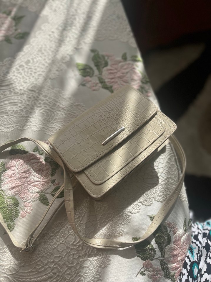 Krem Deri Yılan Desenli Kadın Çanta - Görsel 2