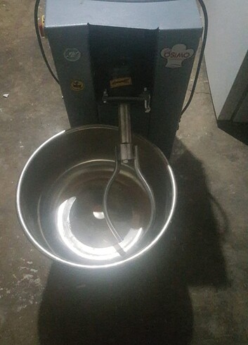 15 kg hamur yoğurma makinasi