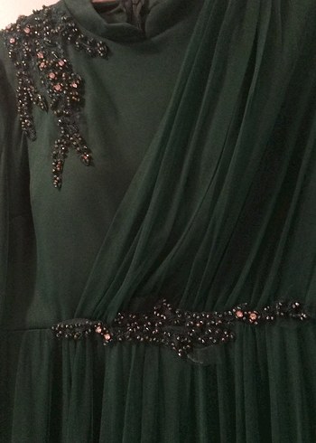 Yeşil İşlemeli Uzun Kollu Abiye Elbise - Görsel 5