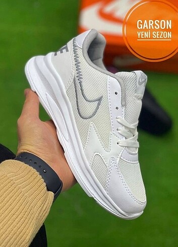 Nike Sneaker Spor 