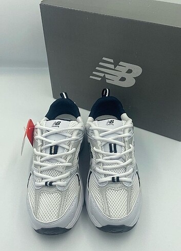 40 Beden New Balance 530 Spor Ayakkabı