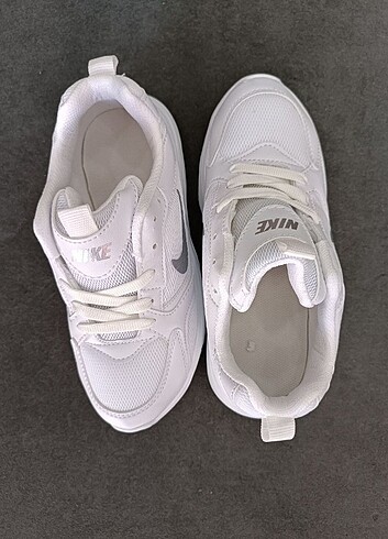 Adidas Spor Ayakkabı 