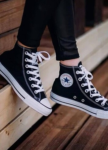 Siyah Converse Spor Ayakkabı 