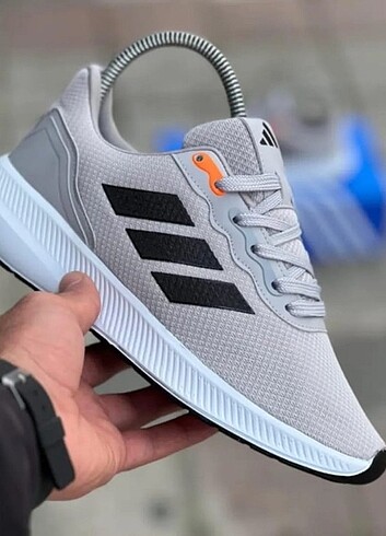 Gri Adidas Spor Ayakkabı 