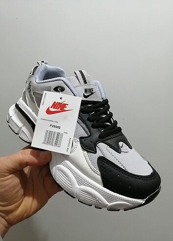 Nike Kadın Spor Ayakkabı 