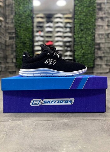 Skechers Spor Ayakkabı 