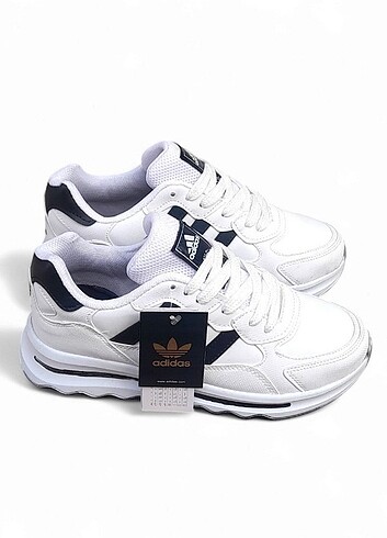 Adidas Spor Ayakkabı 