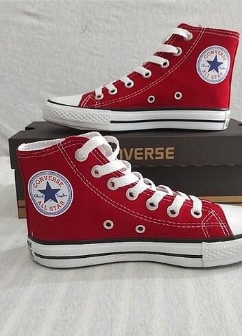 39 Beden kırmızı Renk Kırmızı converse 