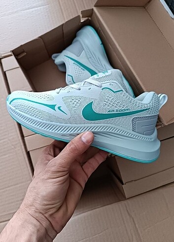 Nike Nike Air Zoom Kadın Spor Ayakkabı Etiketli ürün