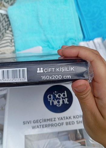 Beden Beyaz Sıvı Geçirmez Yatak Koruyucu