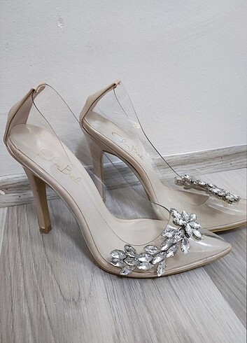 Şeffaf stiletto 