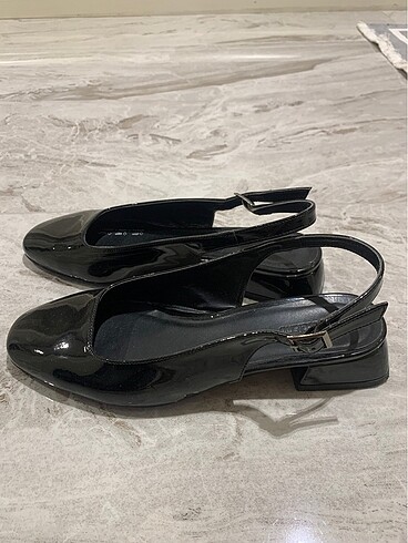 Deichmann babet