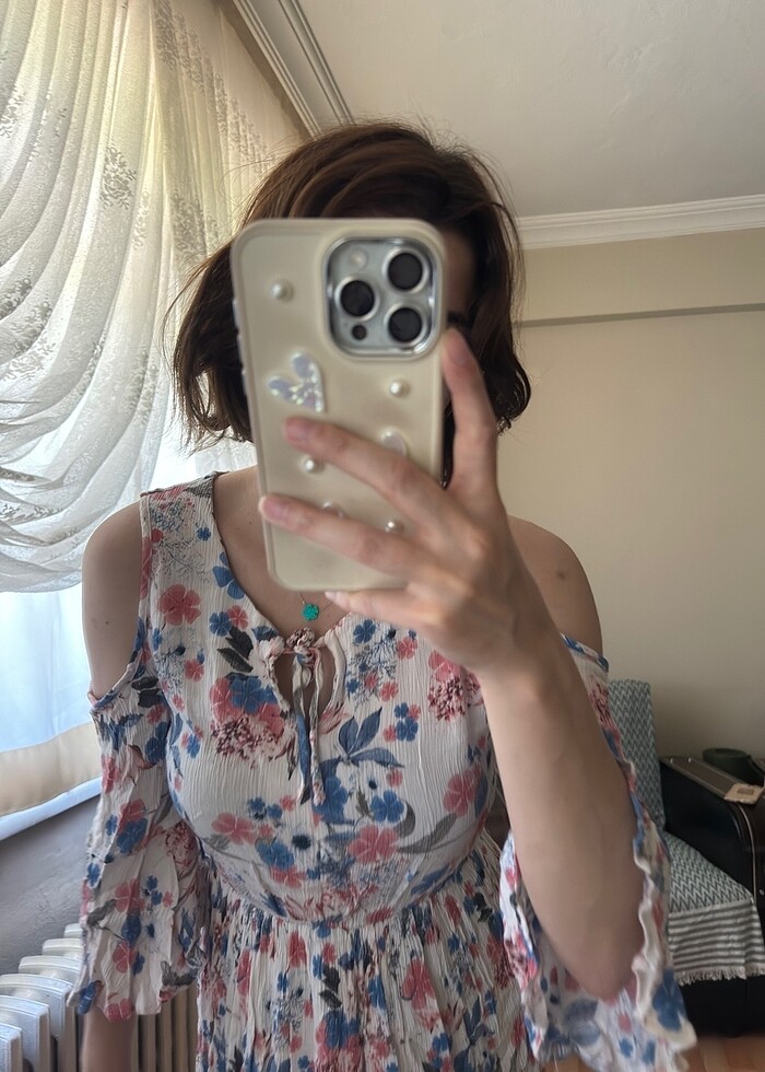 Karışık çiçek desenli elbise - Görsel 4