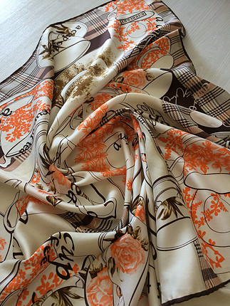 Burberry Bi kaç kez takıldı 