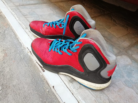 Basketbol ayakkabısı 