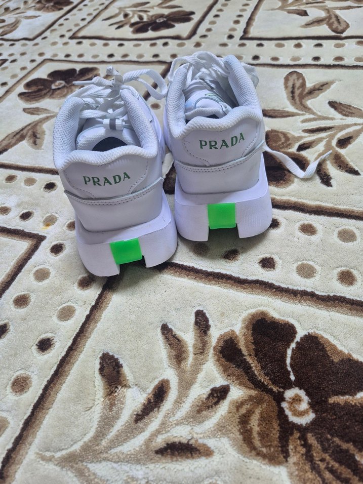 Kadın Beyaz Bağcıklı Sneakers - Görsel 3