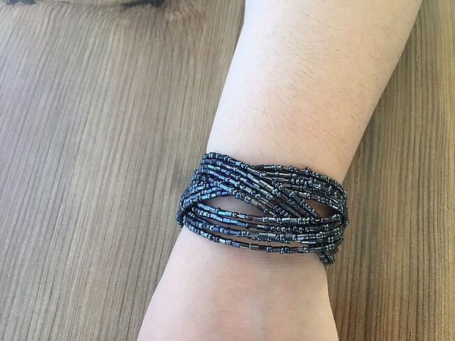 Örgülü simli boncuklu bilekli - Görsel 2