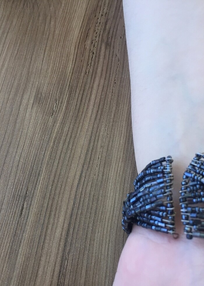 Örgülü simli boncuklu bilekli - Görsel 3