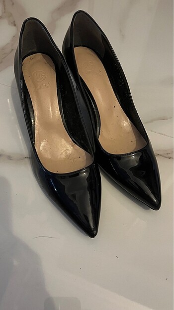 Rugan stiletto