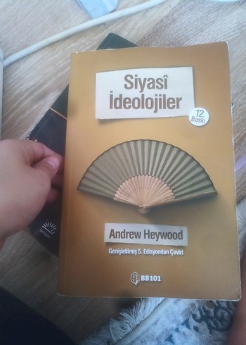 Siyasi İdeolojiler - Andrew Heywood