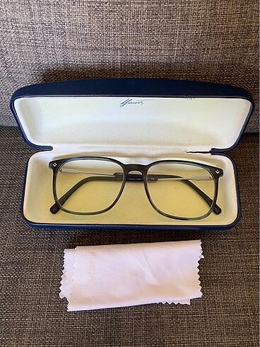 Lacoste optik çerçeve