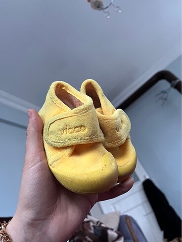 19 Beden sarı Renk Bebek ayakkabısı